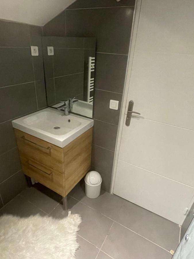 Beau Appartement Calme A Partager Marseilles Buitenkant foto